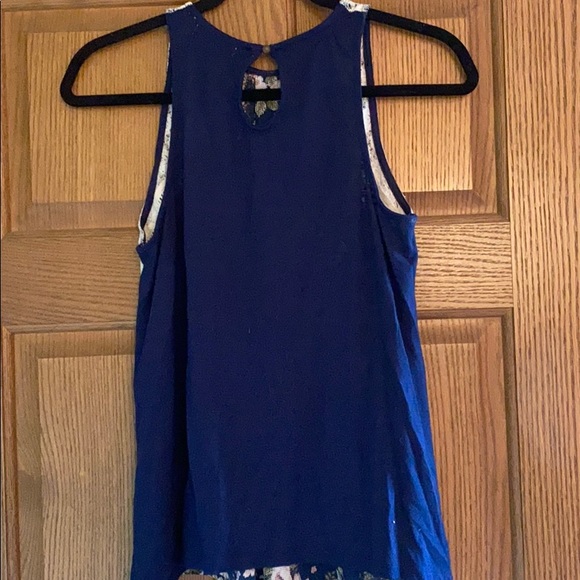 High neck cutoff tank - Picture 2 of 2